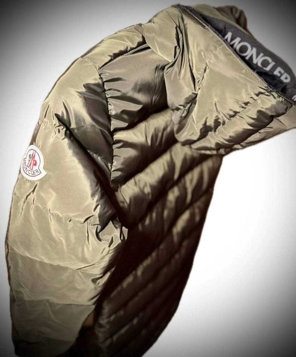 Разпродажба на женски якета.