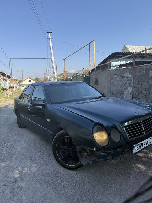 Mercedes W210 E230
