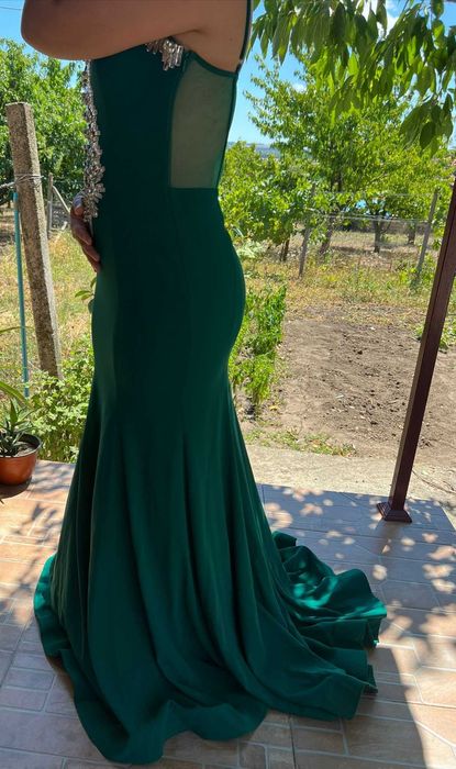 Зелена рокля тип риба