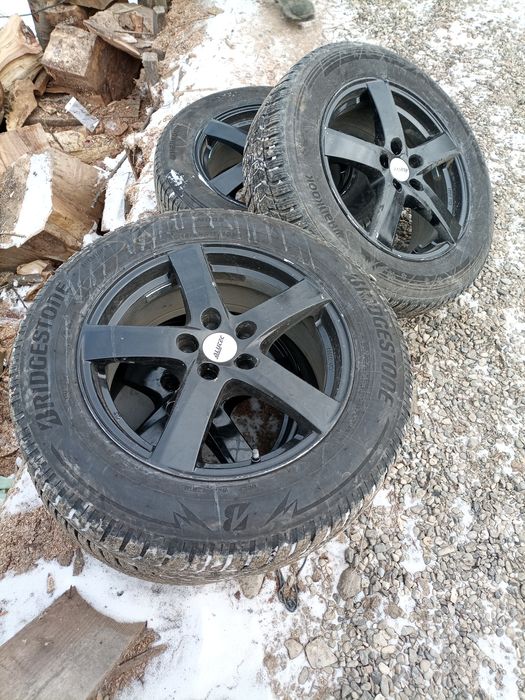 Cauciucuri cu tot cu jante 215 65 r17