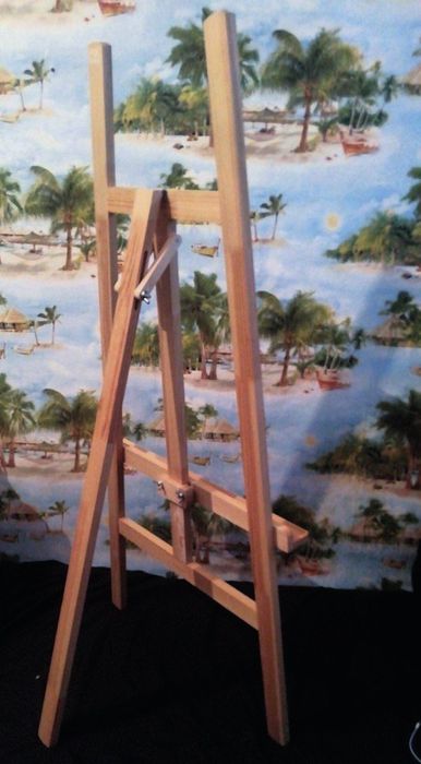 Настольный мольберт