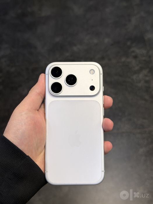 Iphone 17pro состоянии идеал +++