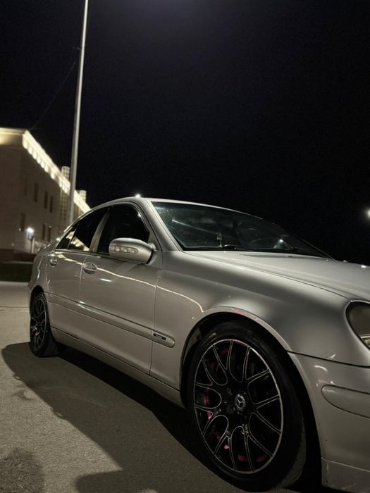 Продаи мерселес w203