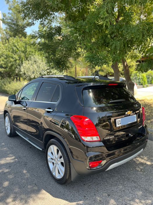 Tracker PREMIER 2020 TOZA