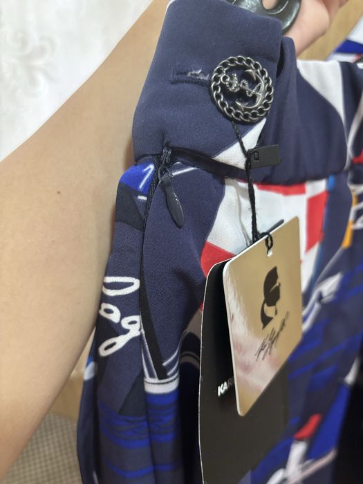 юбка  “KARL LAGERFELD” новая