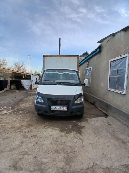 Двигитель Плитомотор год 2004