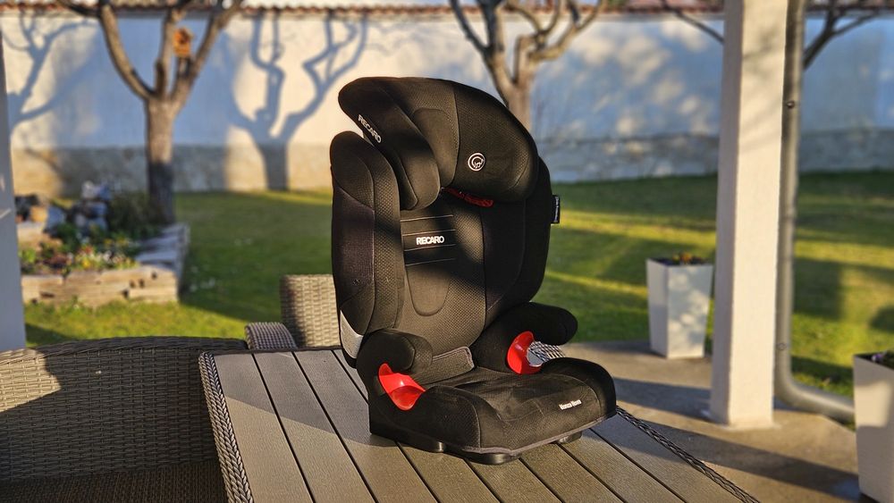 Детско столче за кола Recaro Monza Nova