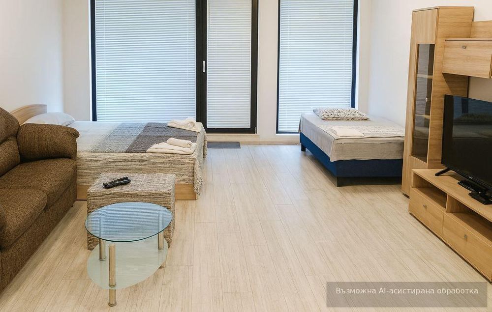 Дава се под наем Едностаен апартамент в Варна, Център - 55 кв.м за 428.91 € - Снимка #1