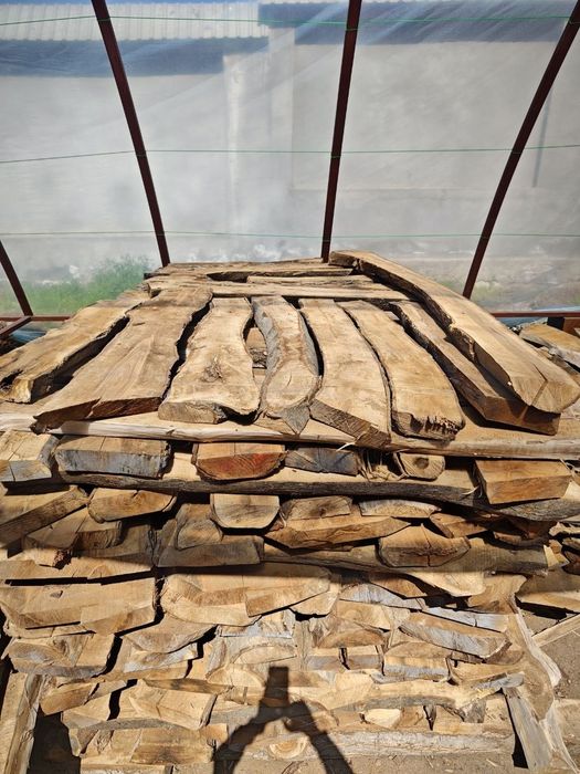 Тахта ёнгок куритилган