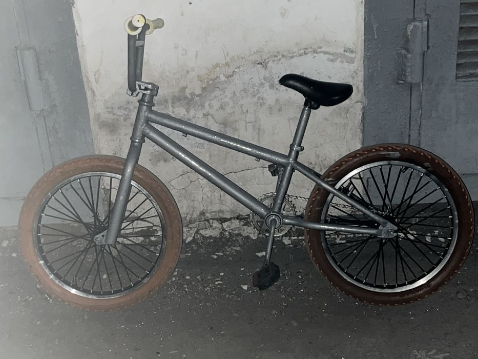 Продам трюковой велосипед BMX