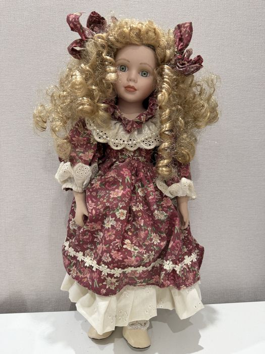 Фарфоровые куклы