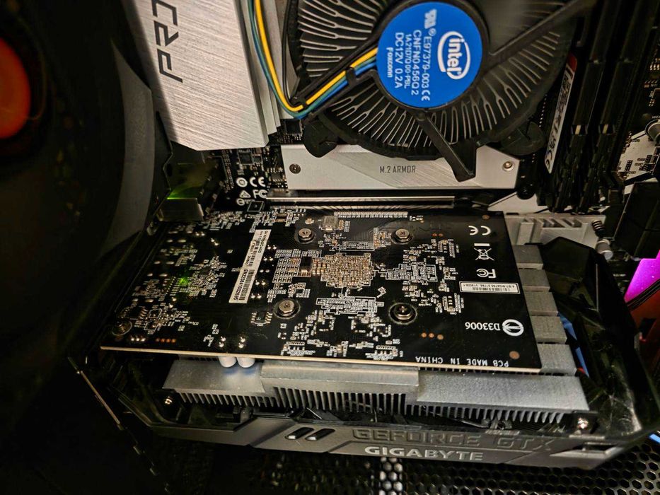 Видео карта asus Geforce GTX 1650 4GB DDR6