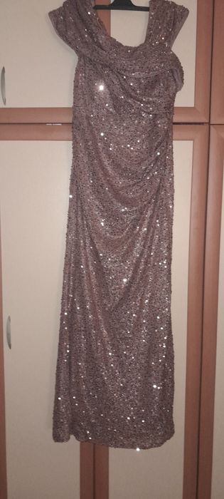 Намалена цена Вечерни рокли нови