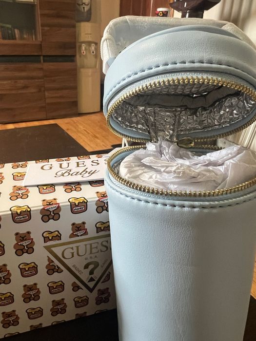 Бебешки кейс за съхранение на топла напитка/мляко,вода/