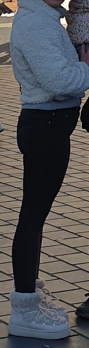 Меко и елегантно яке с топли и удобни  боти