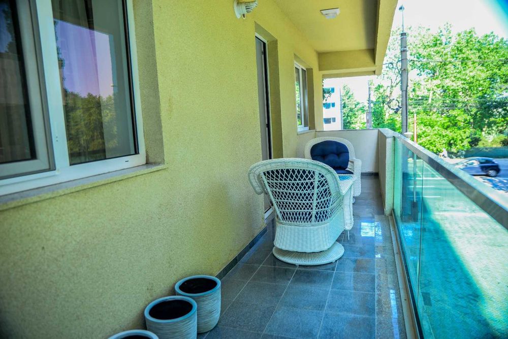 2 camere Statiunea Mamaia, zona Vega, Moonlight