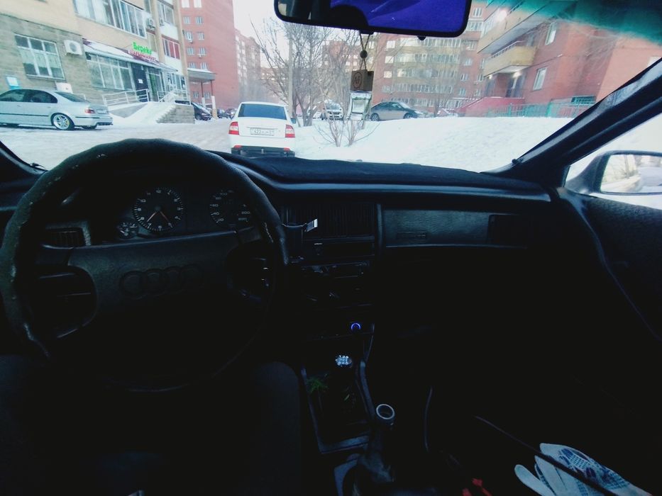 Продам Ауди 80 б3