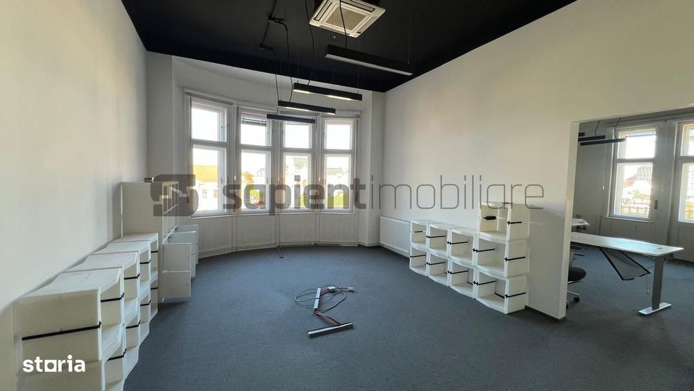 Sapient | Spatiu de birouri ultracentral _ Piața Unirii, Oradea
