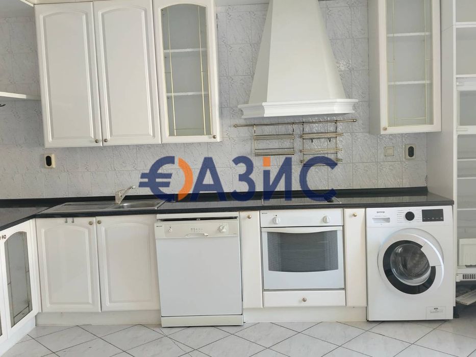 Продава се Четиристаен апартамент в Свети Влас - 160 кв.м за 478 €/кв.м - Снимка #2