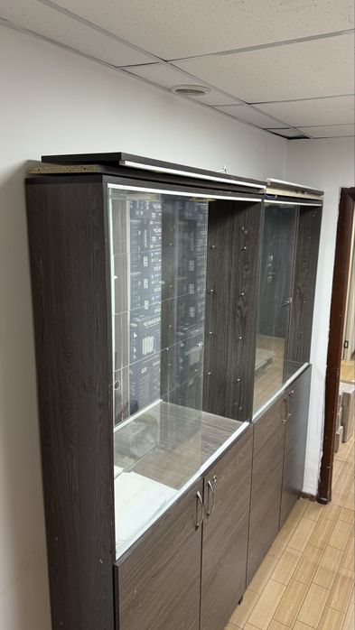 Шкаф, торговое оборудование