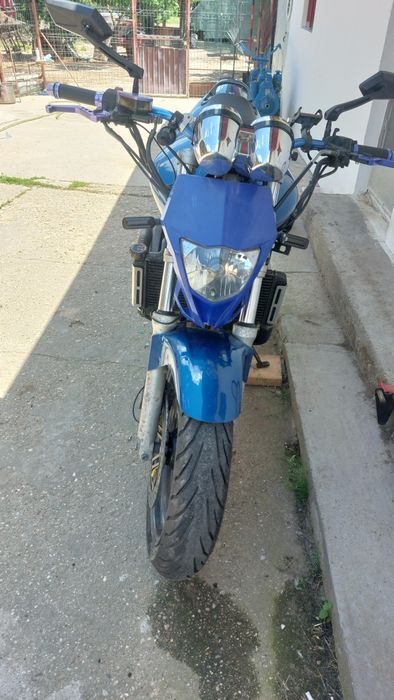 Vând Honda Hornet 600 CC