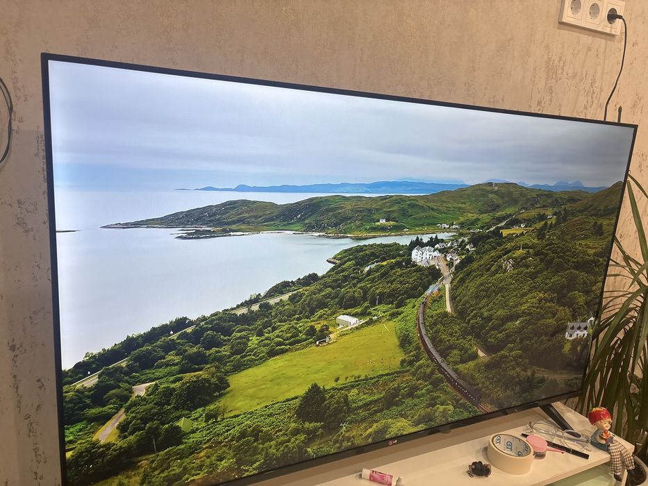 Продам Телевизор LG