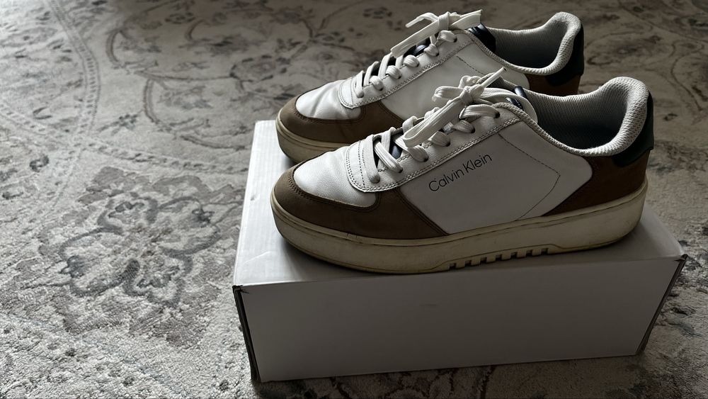 Молодежные кроссовки Calvin Klein