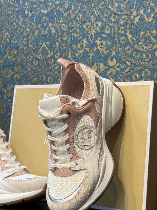Дамски маратонки сникърси Michael Kors Smokey Rose