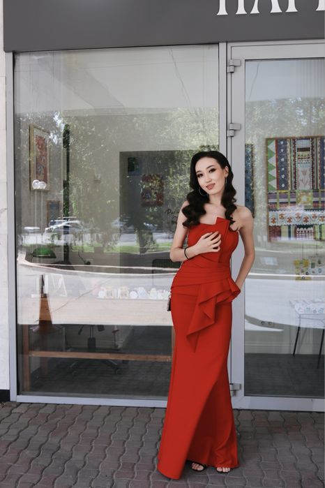 Вечернее платье, надевала 1 раз