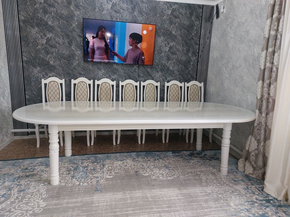 продам стол и 12 стулья