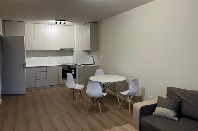 Дава се под наем Двустаен апартамент в София, Център - 68 кв.м за 600 € - Снимка #1