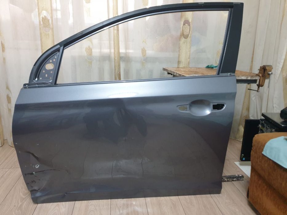 Дверь водительская Hyundai Accent 2017-22