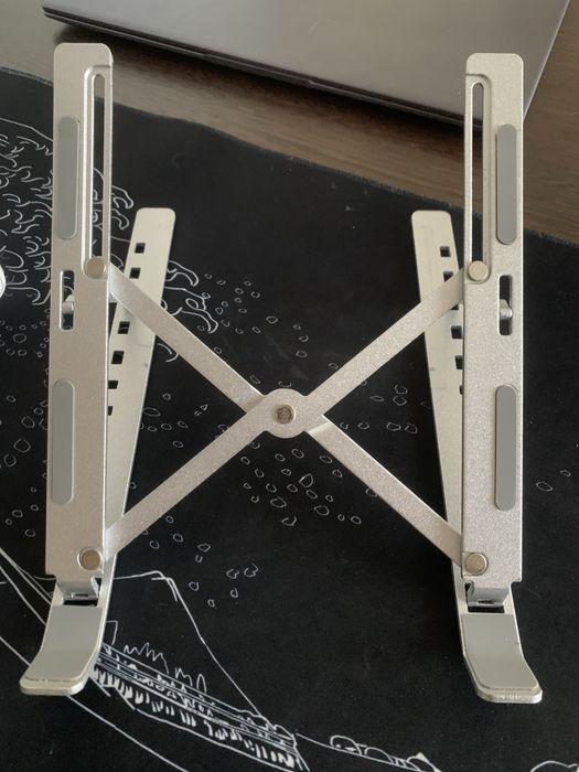 Мышка коврик и поставка на ноут