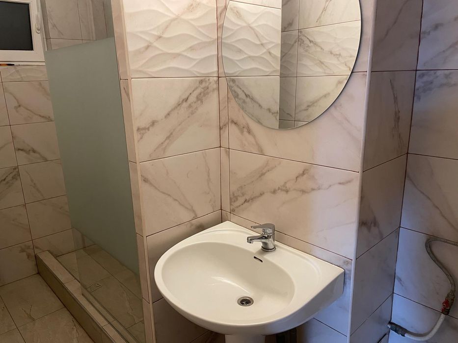 Dau în chirie apartament cu 3 camere str. Dimitrie Cantemir