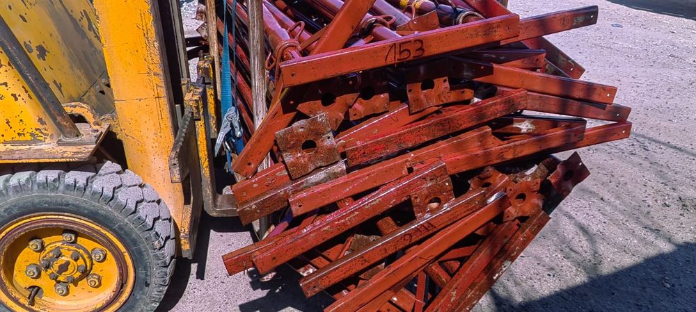 Popi metalici T .uri sau I.uri