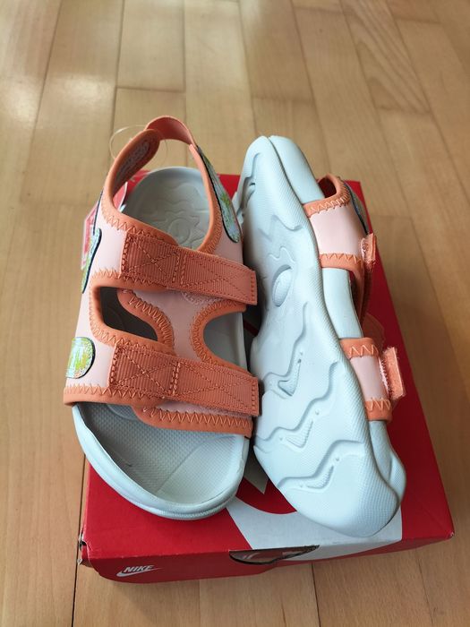 Sandale Nike fetițe mărime 29.5