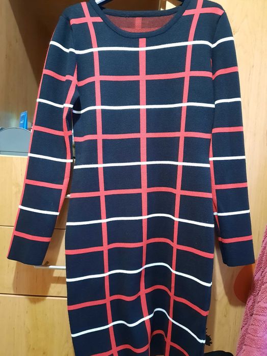 Дамска трикотажня рокля,размер М