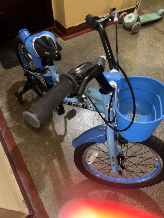 Bicicleta copii albastra