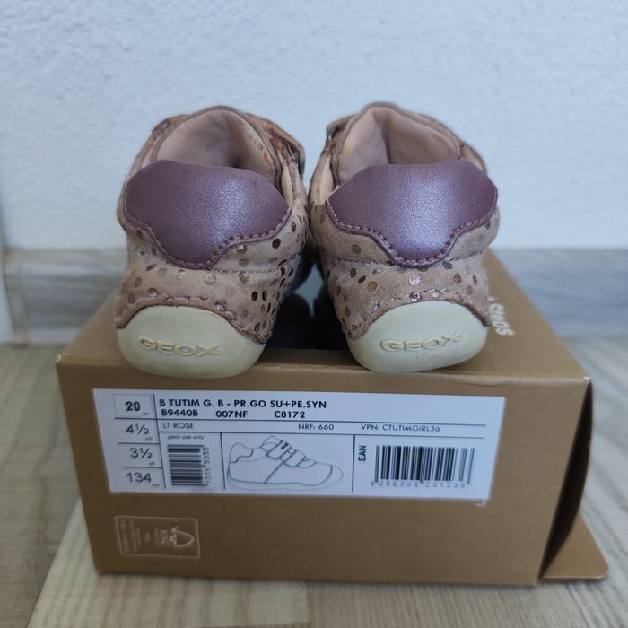 Детски обувки за прохождане Geox  и сандали Adidas