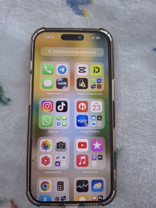 Продам айфон 16 про