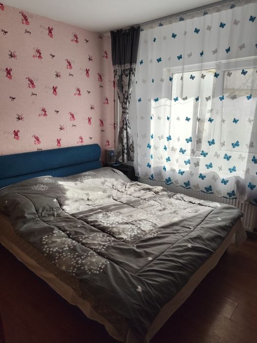 Vand apart. 3 cam.,Mihai Bravu Ploiesti