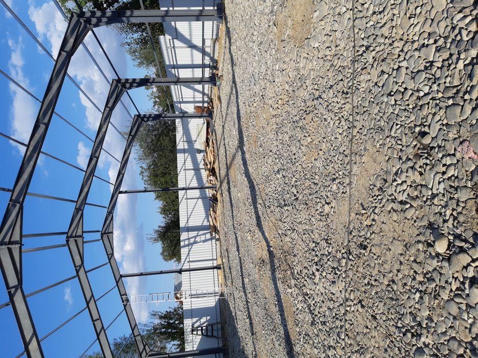 Vând  structură metalică  12 x 30