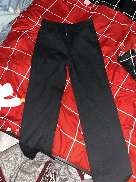 Продам джинсы новые