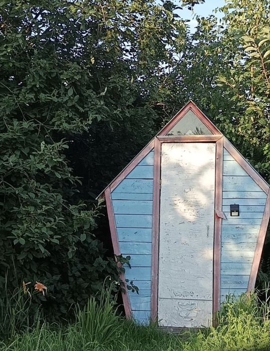 Продам дачу 8соток в дачном обществе горизонт.