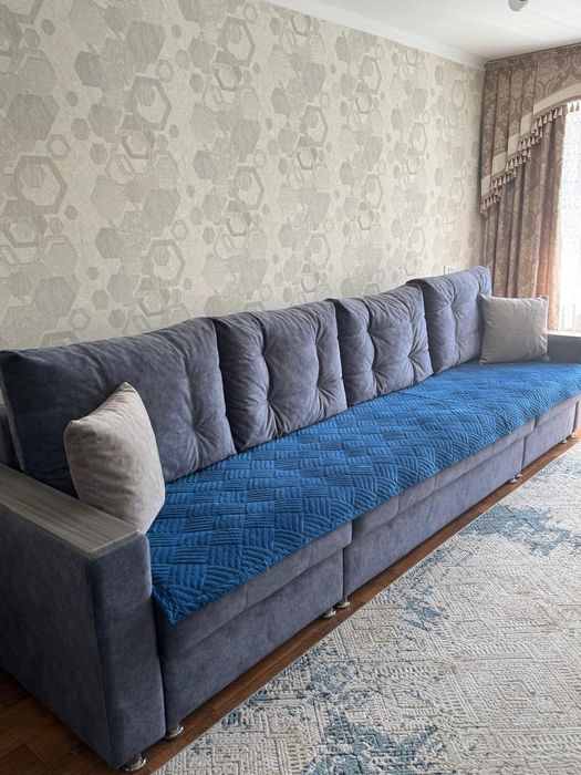 Срочно продам диван