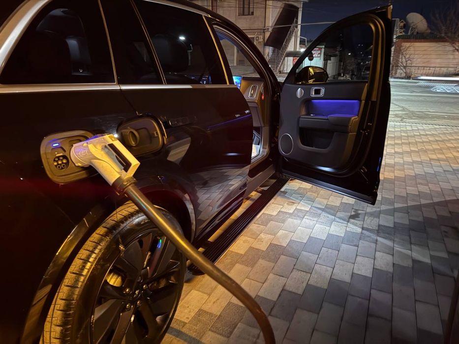 Sotiladi Lixiang Li7