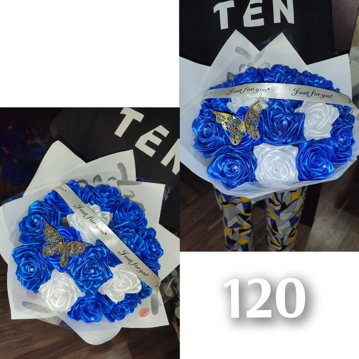 Букет из атласных роз