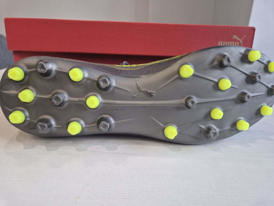 Футболни обувки Puma Ultra 5 Match MG