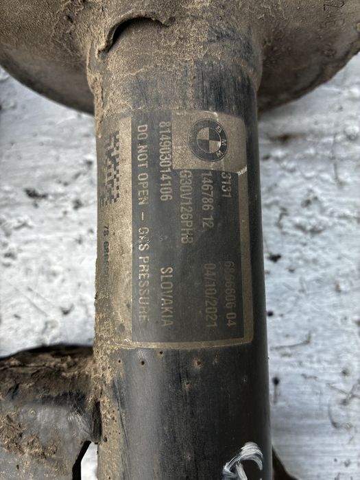 Предни амортисьори БМВ Г30/ Г31 (amortisiori bmw g30)