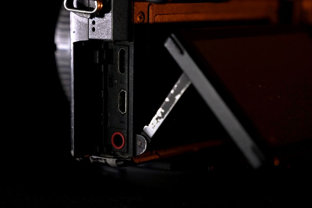 Гибридная камера sony a6300